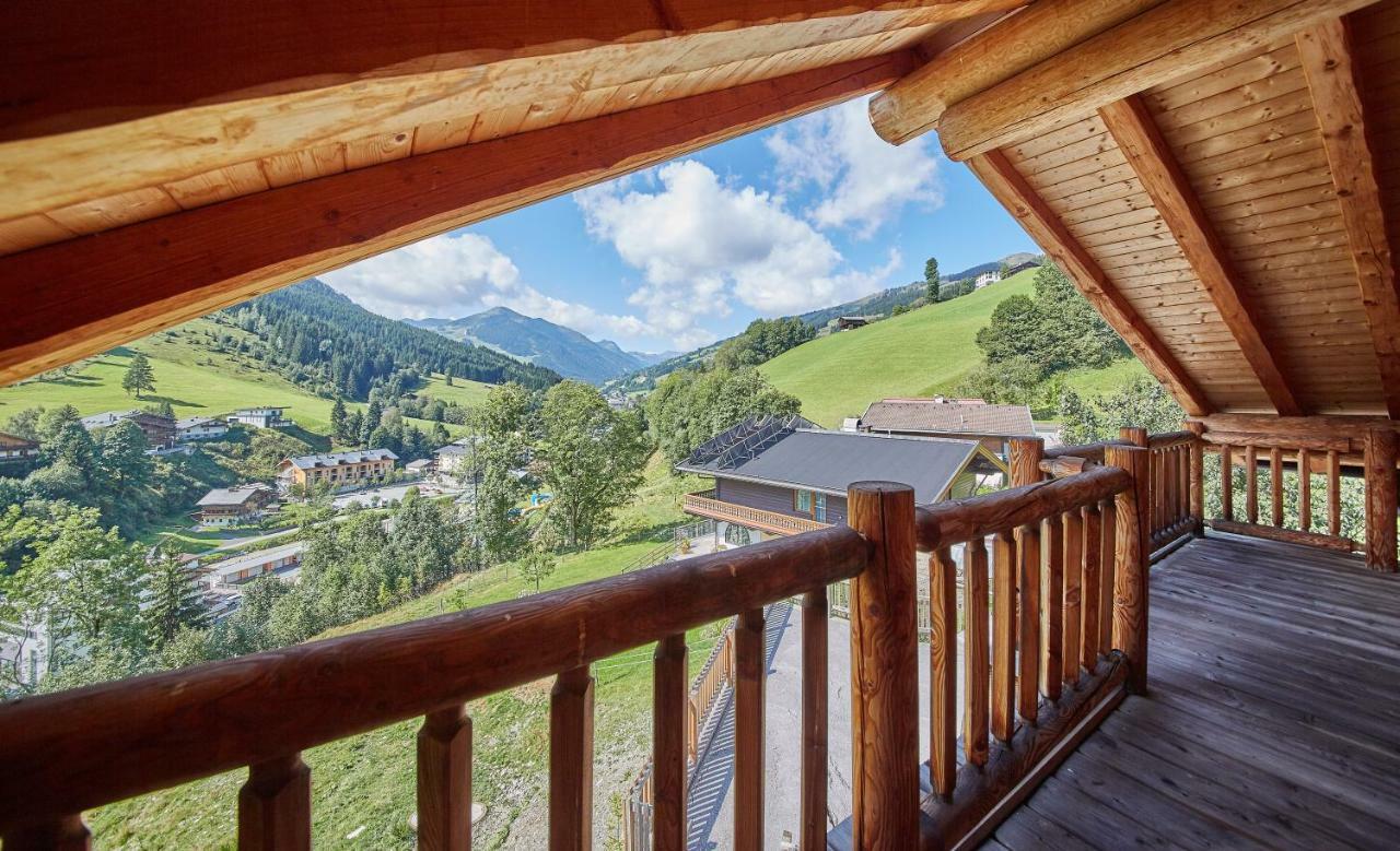 Вилла Chalets Blockhaus Saalbach By Holidayflats24 Экстерьер фото